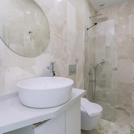 וילה Turalya - Islamlar With A Pool