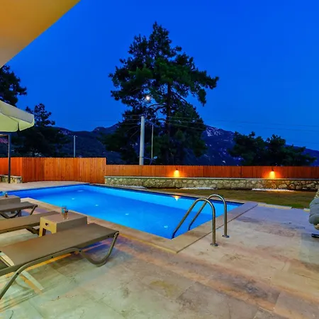 וילה Turalya - Islamlar With A Pool